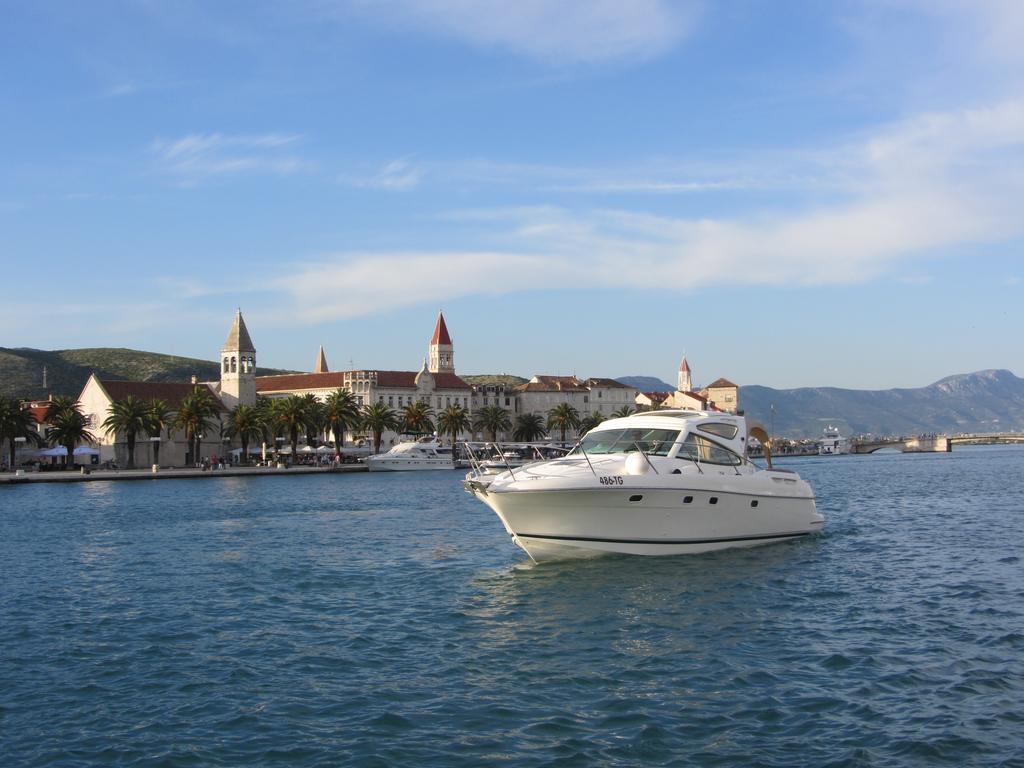 Apartments Sanja Trogir Eksteriør bilde