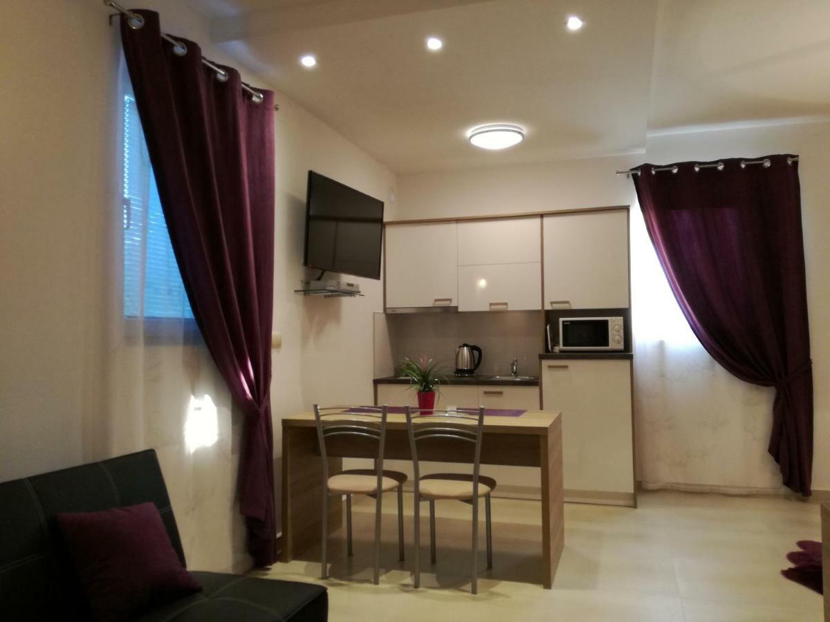 Apartments Sanja Trogir Eksteriør bilde